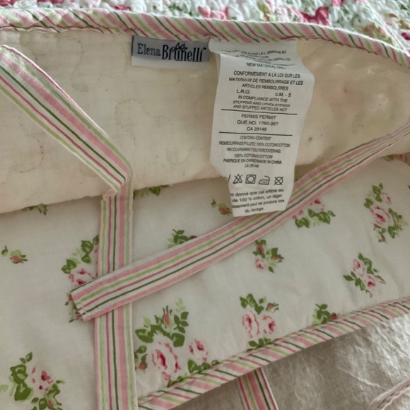 Elena Brunelli Shams Set/2 Quilted Decorative Pillow Covers Butterflies / Roses - Picture 8 of 11